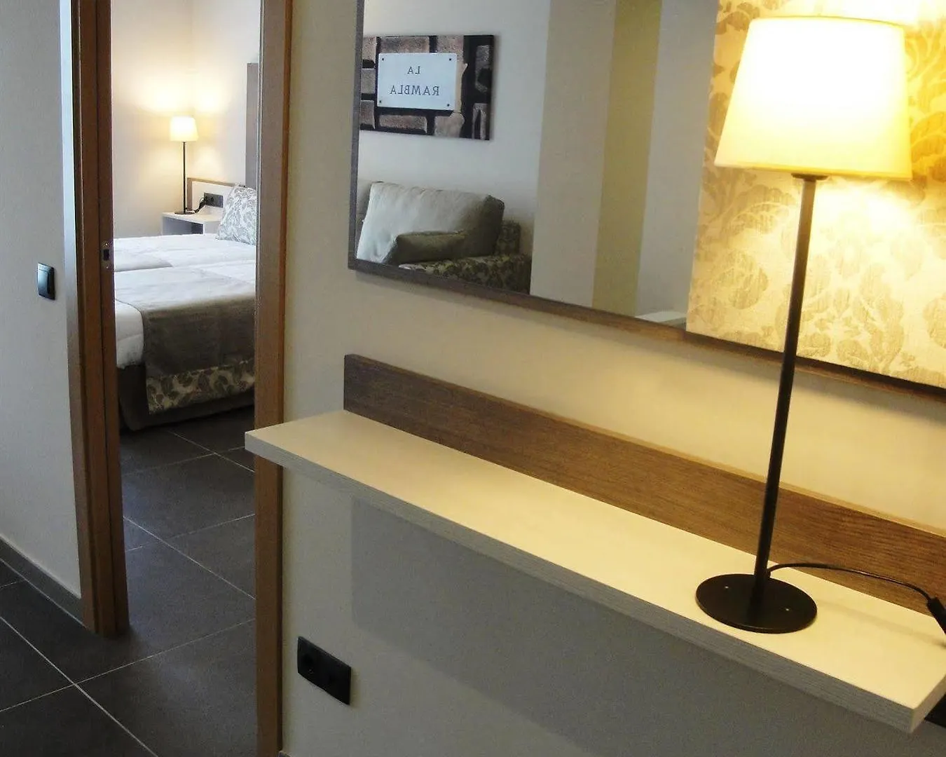 Pierre & Vacances Barcelona Sants 0*,  Spanje